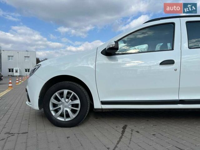 Белый Рено Логан МСВ, объемом двигателя 1.46 л и пробегом 181 тыс. км за 9400 $, фото 17 на Automoto.ua