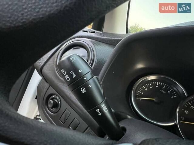Белый Рено Логан МСВ, объемом двигателя 1.46 л и пробегом 48 тыс. км за 11800 $, фото 14 на Automoto.ua