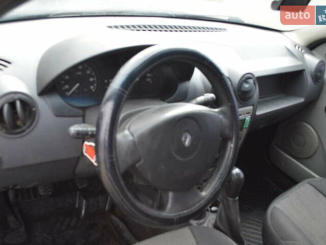 Рено Логан МСВ 2011 у Кропивницькому (Кіровограді) на Automoto.ua Чорний Рено Логан МСВ, об'ємом двигуна 1.6 л та пробігом 466 тис. км за 4200 $, фото 5 на Automoto.ua