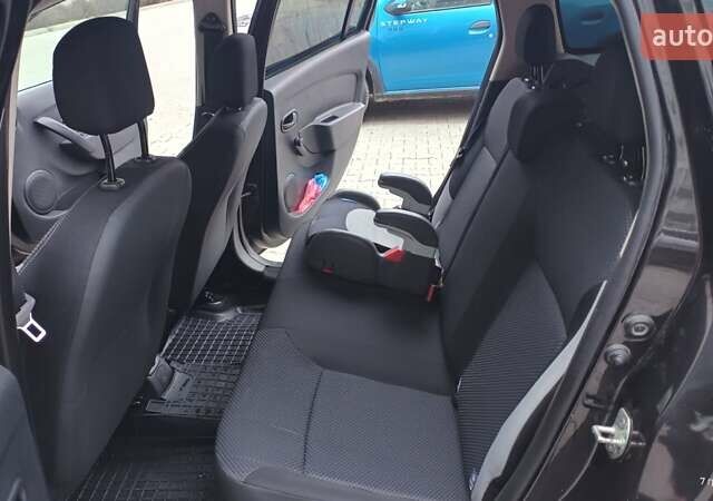 Черный Рено Логан МСВ, объемом двигателя 1.2 л и пробегом 101 тыс. км за 7200 $, фото 17 на Automoto.ua