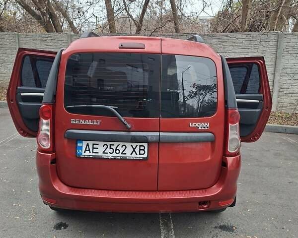 Червоний Рено Логан МСВ, об'ємом двигуна 1.6 л та пробігом 330 тис. км за 5500 $, фото 12 на Automoto.ua
