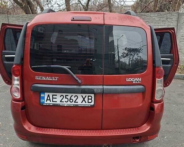 Червоний Рено Логан МСВ, об'ємом двигуна 1.6 л та пробігом 330 тис. км за 5500 $, фото 4 на Automoto.ua