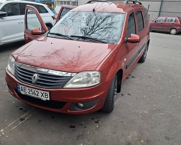 Червоний Рено Логан МСВ, об'ємом двигуна 1.6 л та пробігом 330 тис. км за 5500 $, фото 5 на Automoto.ua