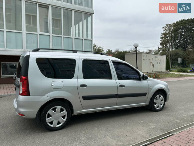 Серый Рено Логан МСВ, объемом двигателя 1.6 л и пробегом 96 тыс. км за 5900 $, фото 24 на Automoto.ua