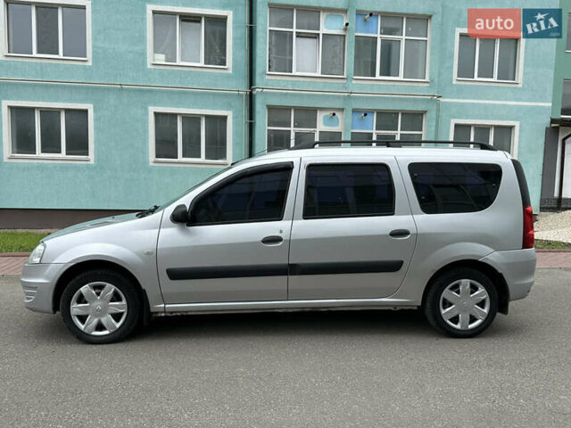 Серый Рено Логан МСВ, объемом двигателя 1.6 л и пробегом 96 тыс. км за 5900 $, фото 4 на Automoto.ua