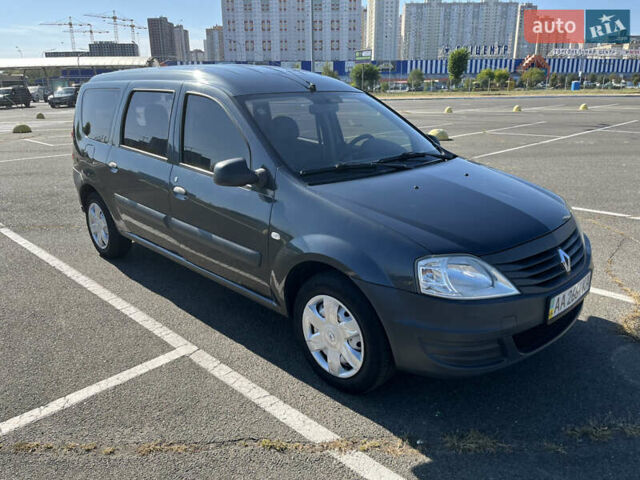Серый Рено Логан МСВ, объемом двигателя 1.6 л и пробегом 379 тыс. км за 4800 $, фото 15 на Automoto.ua