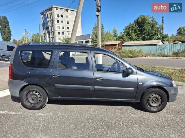 Серый Рено Логан МСВ, объемом двигателя 1.6 л и пробегом 216 тыс. км за 4700 $, фото 7 на Automoto.ua