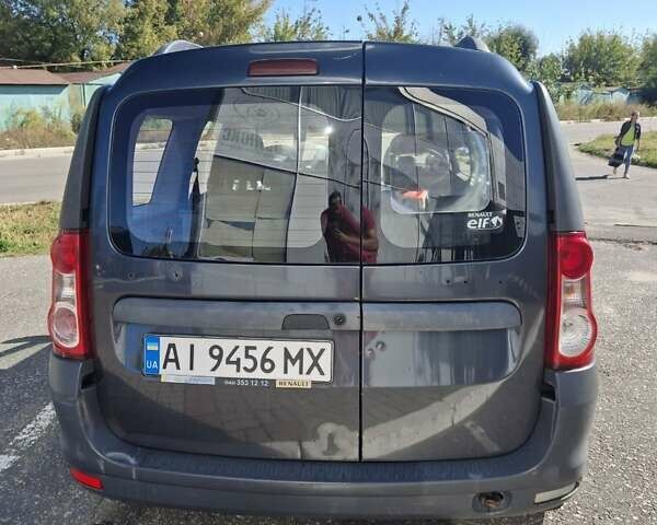 Серый Рено Логан МСВ, объемом двигателя 1.6 л и пробегом 216 тыс. км за 4700 $, фото 6 на Automoto.ua