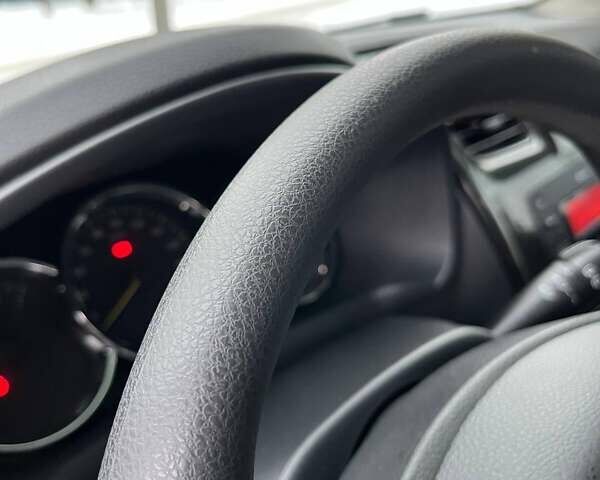 Серый Рено Логан МСВ, объемом двигателя 1.5 л и пробегом 165 тыс. км за 7999 $, фото 7 на Automoto.ua