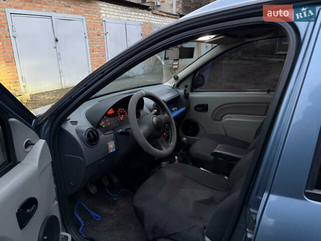 Синий Рено Логан МСВ, объемом двигателя 1.6 л и пробегом 196 тыс. км за 6300 $, фото 12 на Automoto.ua