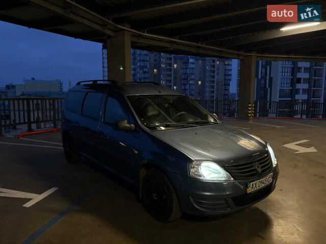 Синий Рено Логан МСВ, объемом двигателя 1.6 л и пробегом 196 тыс. км за 6300 $, фото 2 на Automoto.ua