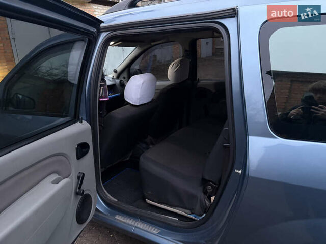 Синий Рено Логан МСВ, объемом двигателя 1.6 л и пробегом 196 тыс. км за 6300 $, фото 15 на Automoto.ua