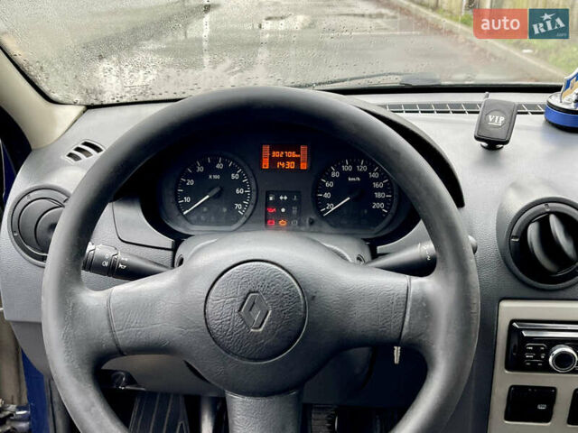 Синий Рено Логан МСВ, объемом двигателя 1.6 л и пробегом 302 тыс. км за 4700 $, фото 2 на Automoto.ua