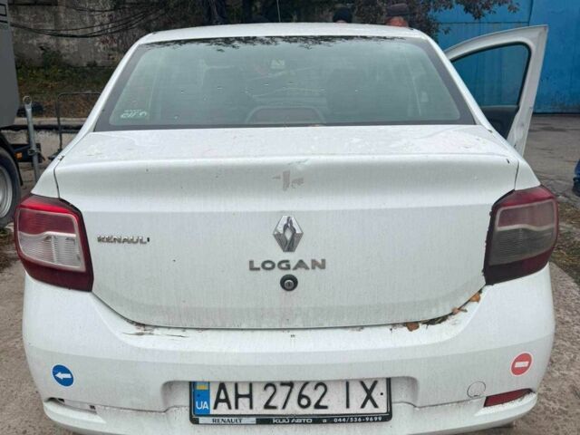 Белый Рено Логан, объемом двигателя 1.5 л и пробегом 320 тыс. км за 4500 $, фото 5 на Automoto.ua