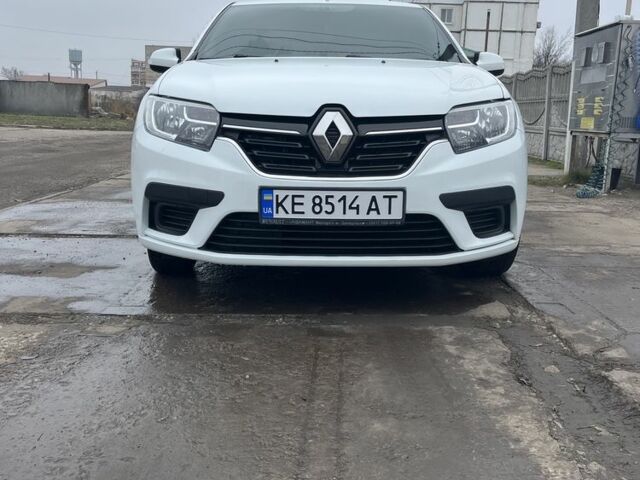 Білий Рено Логан, об'ємом двигуна 1 л та пробігом 120 тис. км за 7500 $, фото 3 на Automoto.ua