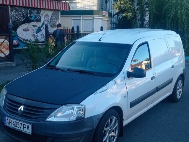 Белый Рено Логан, объемом двигателя 1.5 л и пробегом 270 тыс. км за 3800 $, фото 9 на Automoto.ua