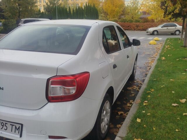 Белый Рено Логан, объемом двигателя 1.1 л и пробегом 280 тыс. км за 4000 $, фото 4 на Automoto.ua