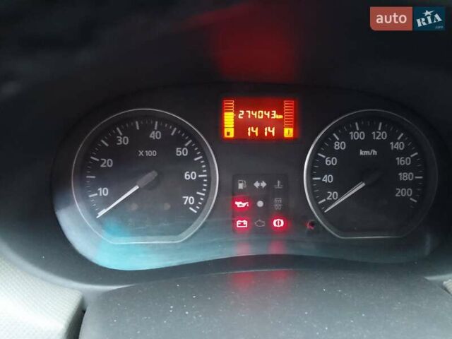 Белый Рено Логан, объемом двигателя 1.39 л и пробегом 274 тыс. км за 3300 $, фото 5 на Automoto.ua