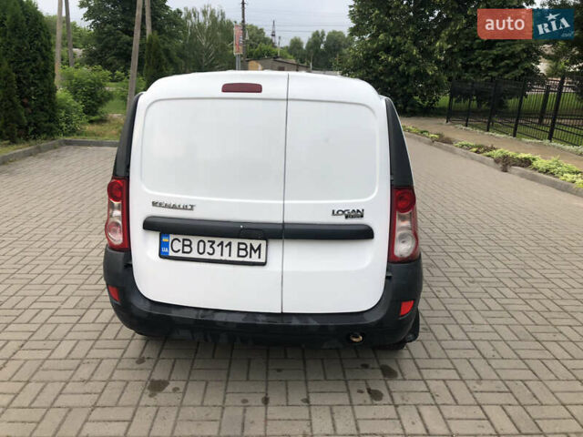 Білий Рено Логан, об'ємом двигуна 1.6 л та пробігом 270 тис. км за 3500 $, фото 3 на Automoto.ua
