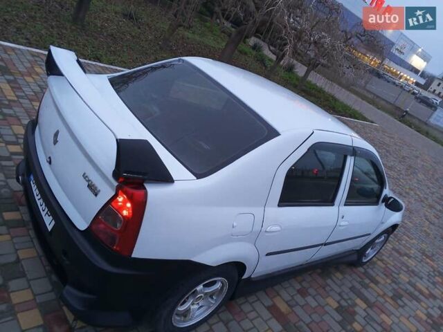 Белый Рено Логан, объемом двигателя 1.39 л и пробегом 170 тыс. км за 1999 $, фото 13 на Automoto.ua