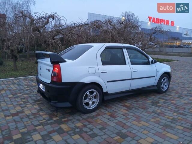 Белый Рено Логан, объемом двигателя 1.39 л и пробегом 170 тыс. км за 1999 $, фото 9 на Automoto.ua