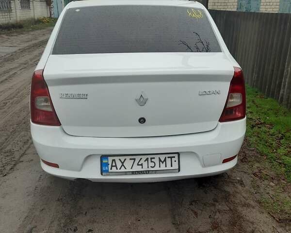 Белый Рено Логан, объемом двигателя 1.39 л и пробегом 276 тыс. км за 2950 $, фото 4 на Automoto.ua
