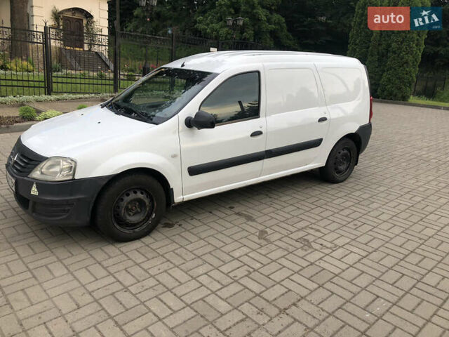 Білий Рено Логан, об'ємом двигуна 1.6 л та пробігом 270 тис. км за 3500 $, фото 5 на Automoto.ua