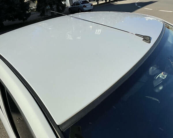 Білий Рено Логан, об'ємом двигуна 1.4 л та пробігом 82 тис. км за 5150 $, фото 11 на Automoto.ua