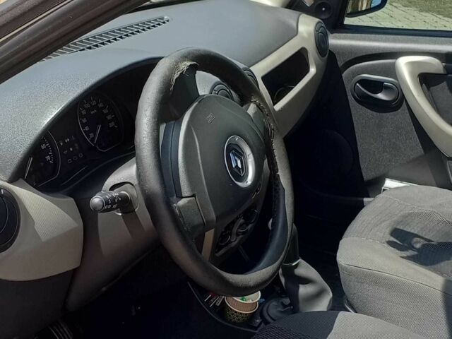 Белый Рено Логан, объемом двигателя 1.4 л и пробегом 164 тыс. км за 4500 $, фото 4 на Automoto.ua