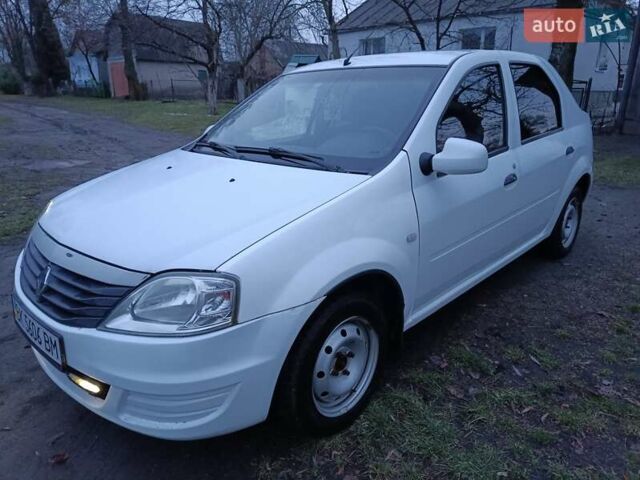 Белый Рено Логан, объемом двигателя 1.4 л и пробегом 118 тыс. км за 4500 $, фото 16 на Automoto.ua