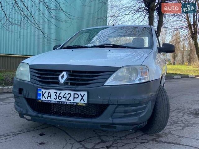Белый Рено Логан, объемом двигателя 1.39 л и пробегом 270 тыс. км за 2650 $, фото 1 на Automoto.ua