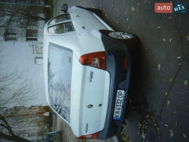Білий Рено Логан, об'ємом двигуна 1.39 л та пробігом 201 тис. км за 4000 $, фото 1 на Automoto.ua