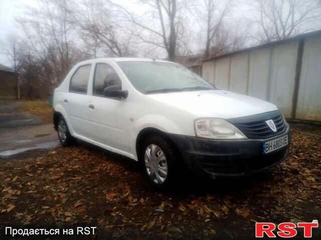 Білий Рено Логан, об'ємом двигуна 1.4 л та пробігом 400 тис. км за 2100 $, фото 1 на Automoto.ua