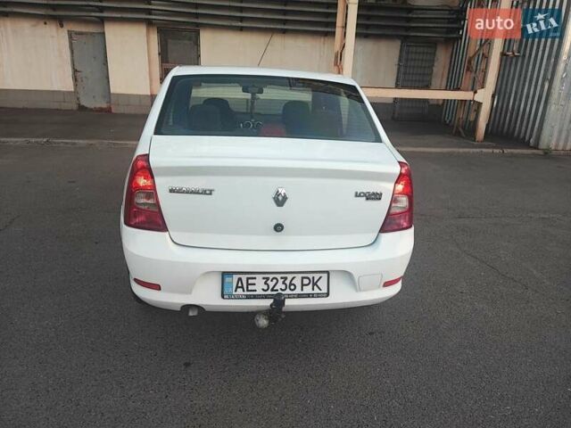 Белый Рено Логан, объемом двигателя 1.46 л и пробегом 196 тыс. км за 5500 $, фото 16 на Automoto.ua