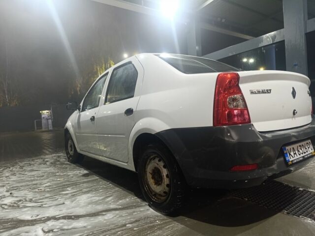 Білий Рено Логан, об'ємом двигуна 1.4 л та пробігом 243 тис. км за 3000 $, фото 4 на Automoto.ua