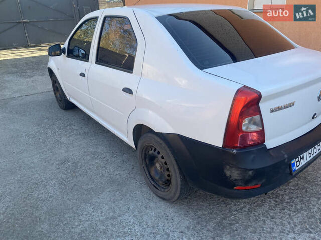 Белый Рено Логан, объемом двигателя 1.4 л и пробегом 262 тыс. км за 3500 $, фото 4 на Automoto.ua
