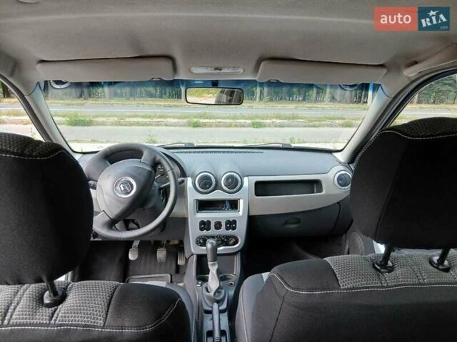 Белый Рено Логан, объемом двигателя 1.39 л и пробегом 192 тыс. км за 5100 $, фото 17 на Automoto.ua