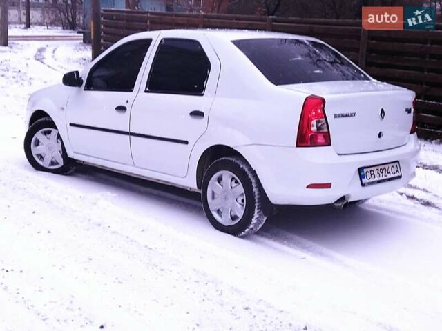 Белый Рено Логан, объемом двигателя 1.46 л и пробегом 130 тыс. км за 5200 $, фото 26 на Automoto.ua