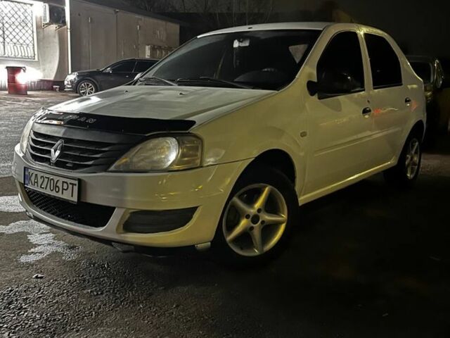 Белый Рено Логан, объемом двигателя 1.4 л и пробегом 100 тыс. км за 2800 $, фото 3 на Automoto.ua