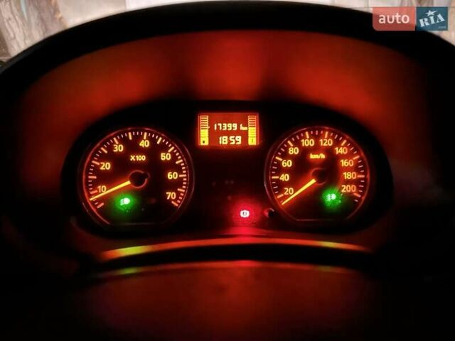 Білий Рено Логан, об'ємом двигуна 1.39 л та пробігом 174 тис. км за 5200 $, фото 4 на Automoto.ua