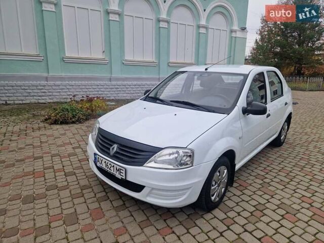 Белый Рено Логан, объемом двигателя 1.39 л и пробегом 53 тыс. км за 5500 $, фото 61 на Automoto.ua