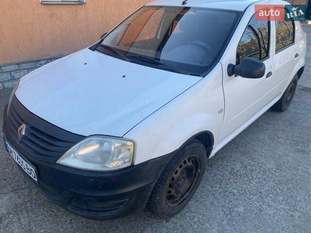 Белый Рено Логан, объемом двигателя 1.4 л и пробегом 262 тыс. км за 3500 $, фото 5 на Automoto.ua