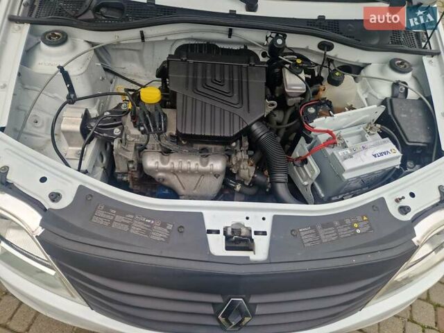 Белый Рено Логан, объемом двигателя 1.39 л и пробегом 53 тыс. км за 5500 $, фото 47 на Automoto.ua