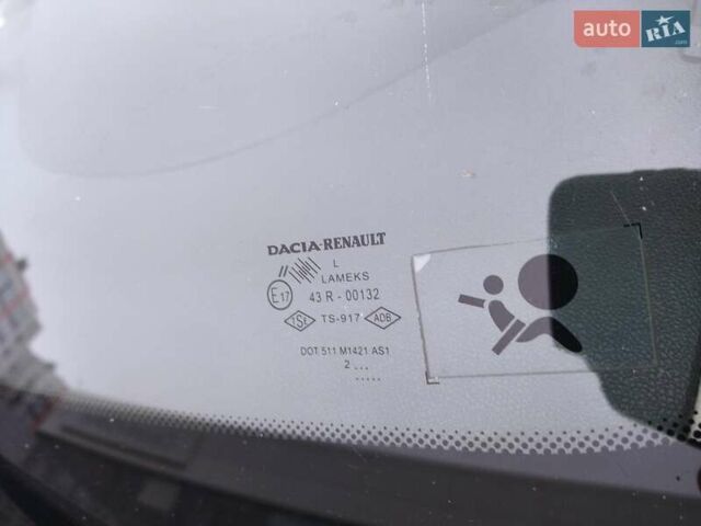 Белый Рено Логан, объемом двигателя 1.46 л и пробегом 130 тыс. км за 5200 $, фото 23 на Automoto.ua