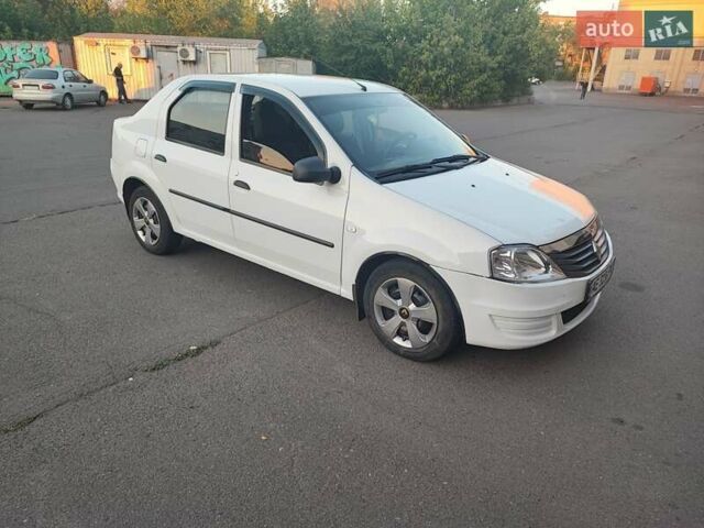 Белый Рено Логан, объемом двигателя 1.46 л и пробегом 196 тыс. км за 5500 $, фото 6 на Automoto.ua