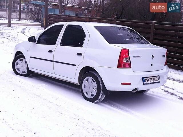 Белый Рено Логан, объемом двигателя 1.46 л и пробегом 130 тыс. км за 5200 $, фото 25 на Automoto.ua