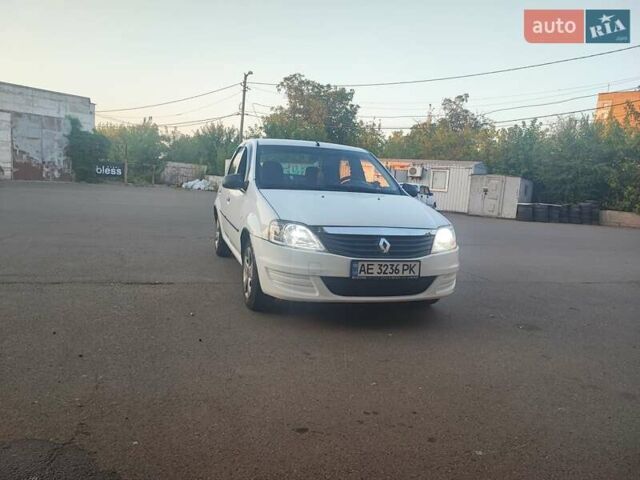 Белый Рено Логан, объемом двигателя 1.46 л и пробегом 196 тыс. км за 5500 $, фото 14 на Automoto.ua