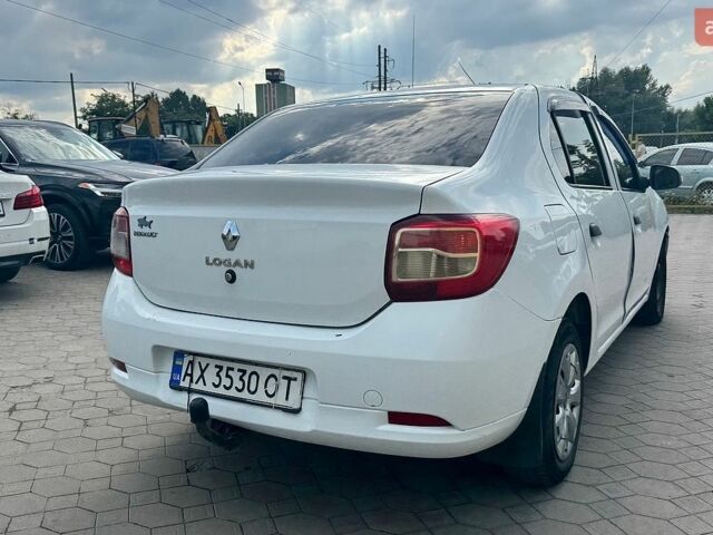 Білий Рено Логан, об'ємом двигуна 1.46 л та пробігом 200 тис. км за 2999 $, фото 5 на Automoto.ua