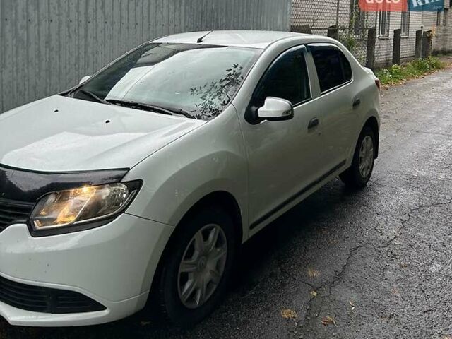 Білий Рено Логан, об'ємом двигуна 1.15 л та пробігом 353 тис. км за 3600 $, фото 3 на Automoto.ua