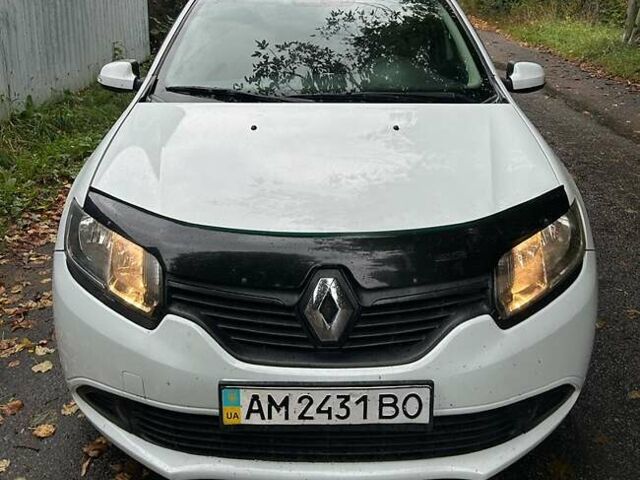 Білий Рено Логан, об'ємом двигуна 1.15 л та пробігом 353 тис. км за 3600 $, фото 2 на Automoto.ua